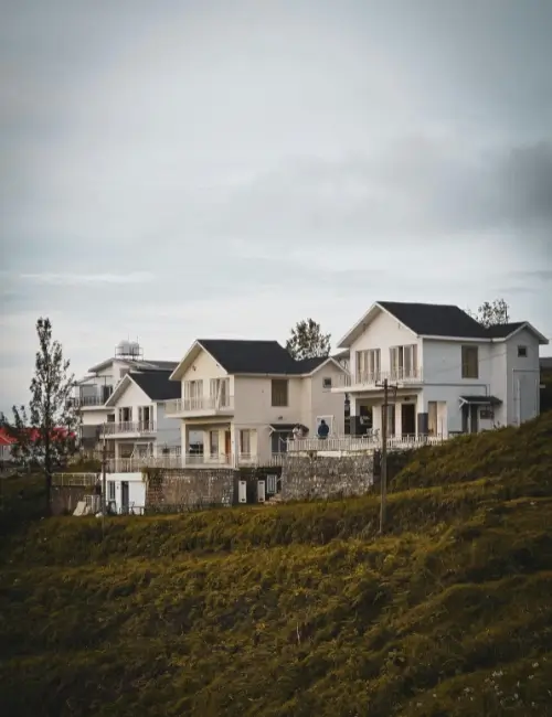 Extèrieur de maisons dans un environnement calme